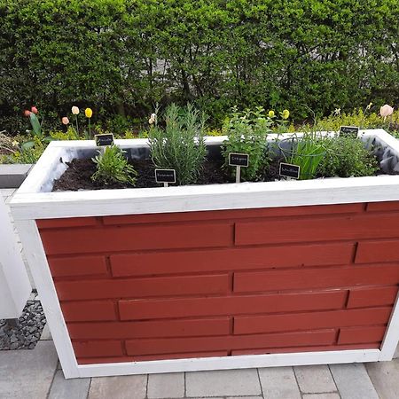 Ferienhaus Deine Zeit Mit Sauna Und Wallbox Nettersheim Luaran gambar
