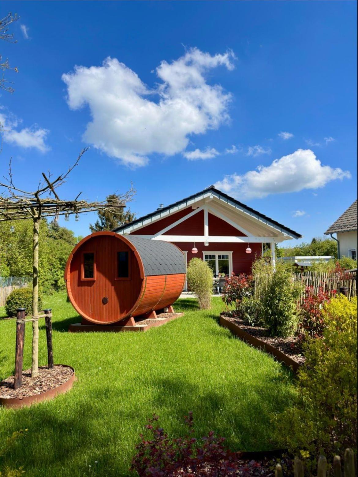 Ferienhaus Deine Zeit Mit Sauna Und Wallbox Nettersheim Luaran gambar