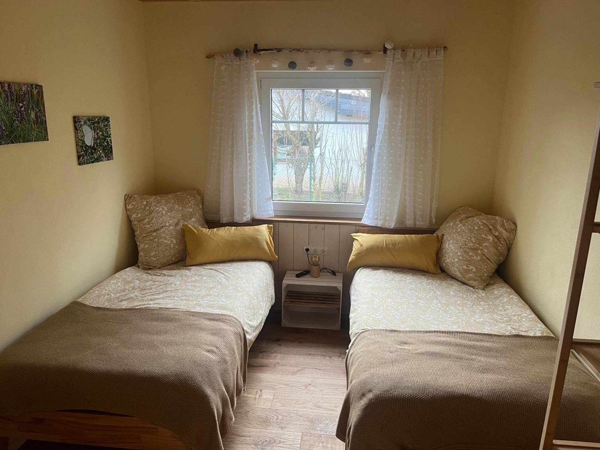 Ferienhaus Deine Zeit Mit Sauna Und Wallbox Nettersheim Luaran gambar